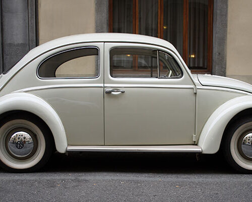 selleria lanzi milano interni auto epoca